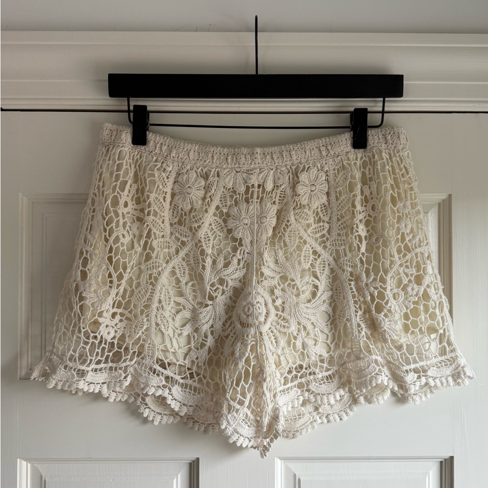 Cream Lace Women Shorts